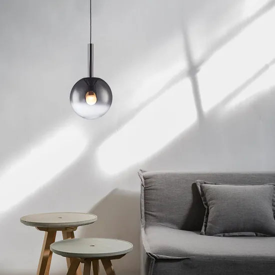 DLSS Lighting Co., Ltd Morden Style Luxury LED Table Lighting Modern Iron Glass Table Lamp