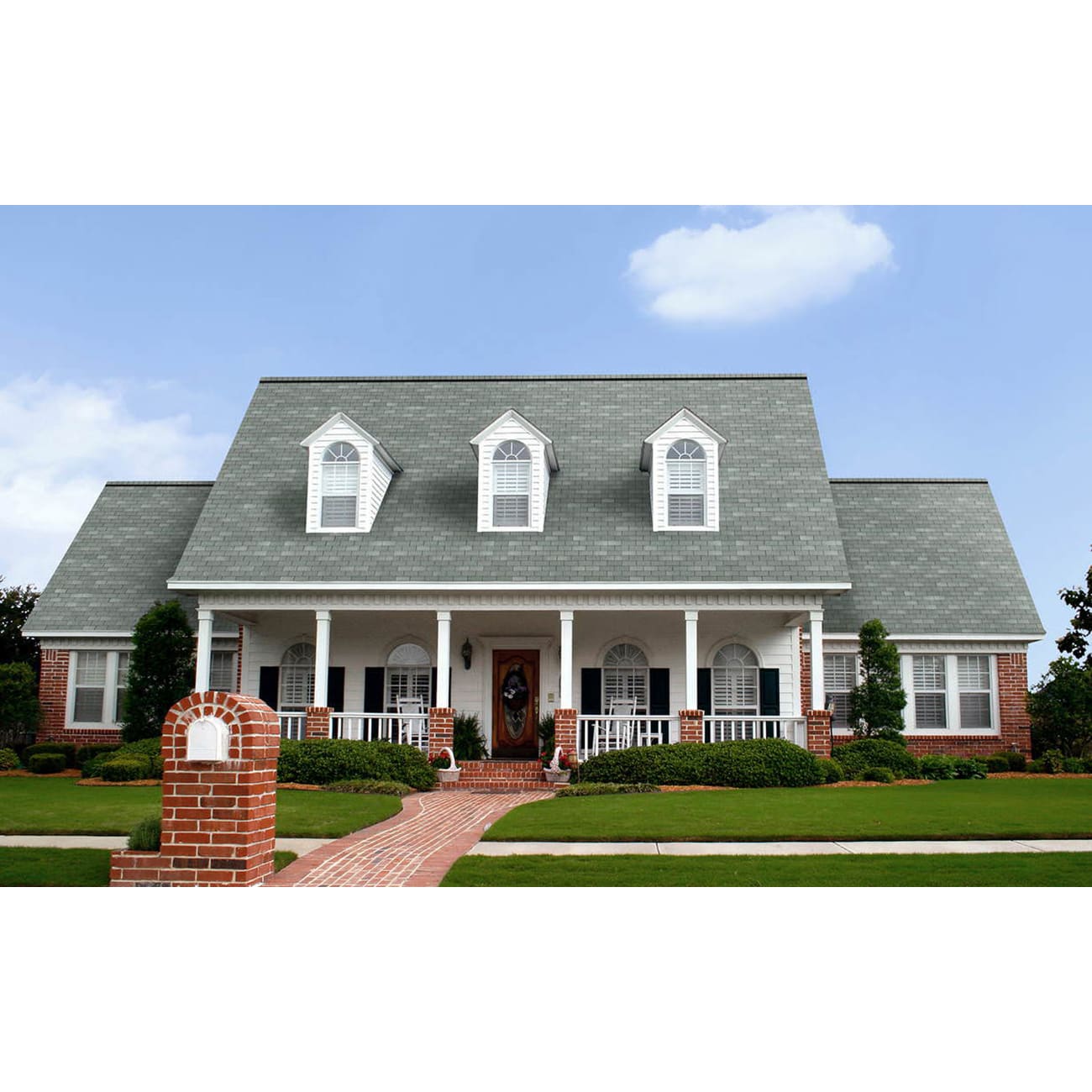 Owens Corning Supreme AR Shingles Chateau Green