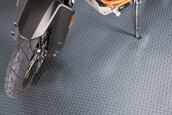 G-Floor Diamond Tread 7.5 ft x 17 ft Slate Grey Commercial-Grade Vinyl Garage Flooring Cover and Protector