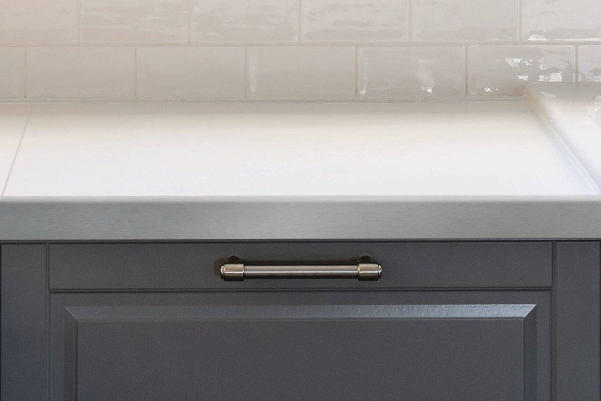 Schluter Systems RONDEC-STEP 0.375-in W x 98.5-in L Brushed Antique Bronze Aluminum Tile Edge Trim