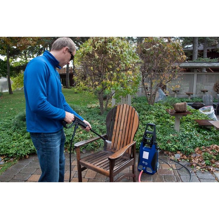 AR Blue Clean 1,900 psi 1.5 GPM Electric Cold Water