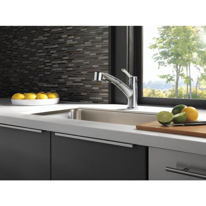 Delta Collins Arctic Stainless 1-Handle Deck-Mount Pull-Out Handle Kitchen Faucet (Deck Plate Included)