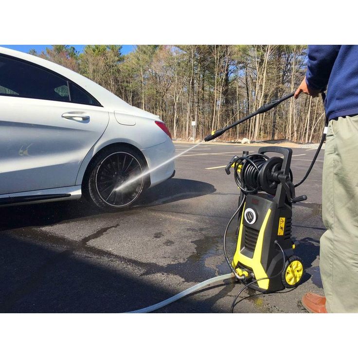 Realm 2400 PSI 1.75 GPM 13 Amp Electric Pressure Washer with Hose Reel, Built-in Soap Dispenser, Adjustable Nozzle