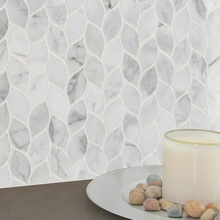 MSI Calacatta Blanco 12 in. x 13 in. x 10mm Polished Marble Mesh-Mounted Mosaic Tile (10.80 sq. ft./case)