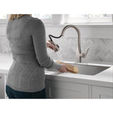 Xander Single-Handle Pull-Down Sprayer Kitchen Faucet in Stainless - Super Arbor