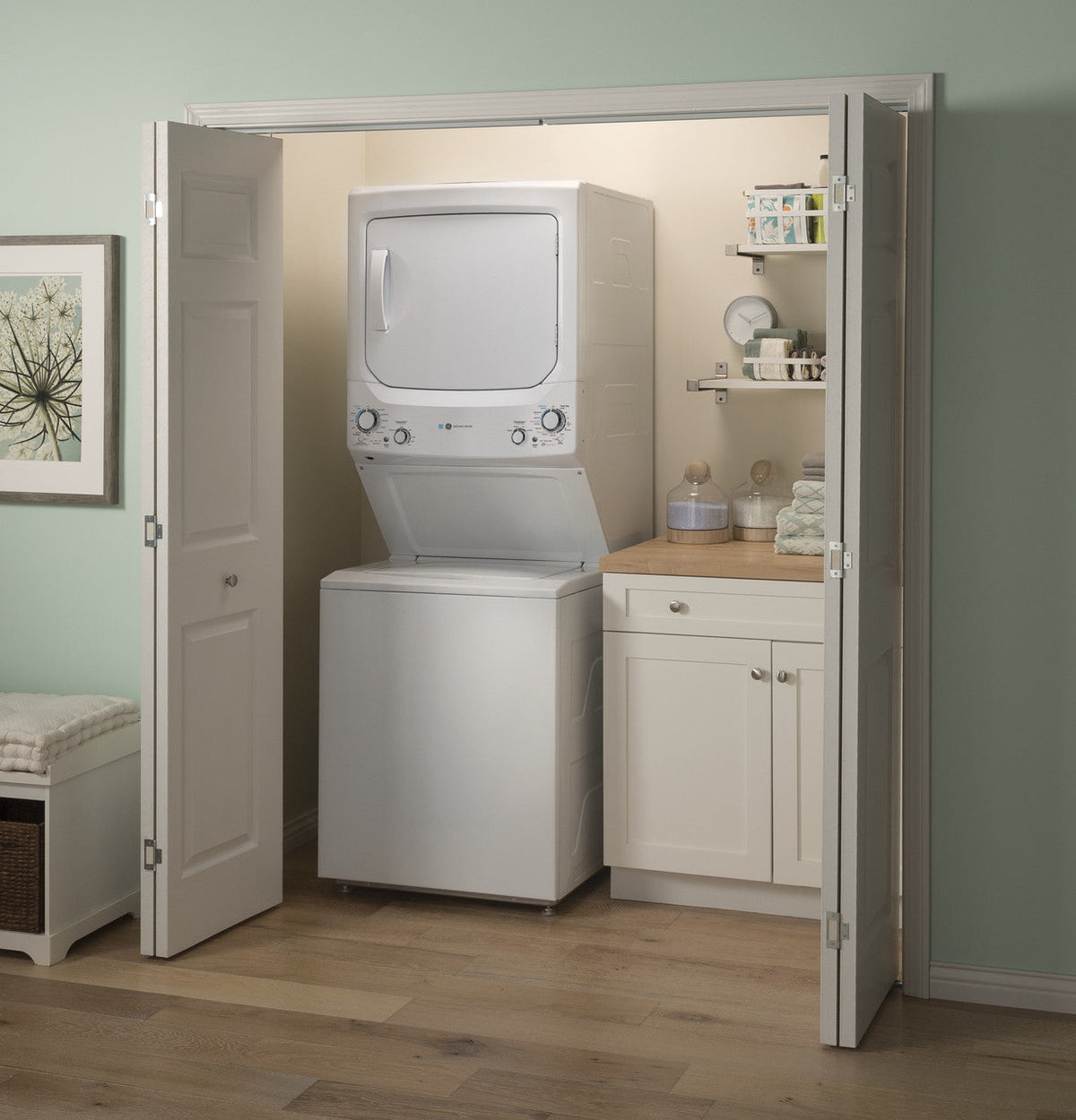 GE Electric Stacked Laundry Center, 3.9-cu ft Washer & 5.9-cu ft Dryer, ENERGY STAR, White (GUD27EESNWW)