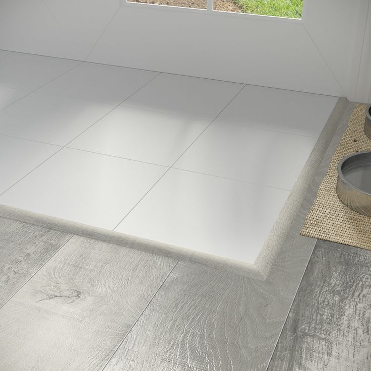 CALI Windswell Hickory 0.5-in T x 1.31-in W x 72.83-in L Vinyl Floor Reducer