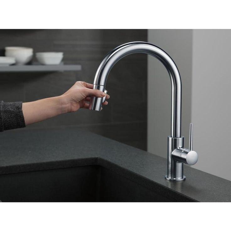 Delta Trinsic Arctic Stainless 1-Handle Deck-Mount Pull-Down Handle Kitchen Faucet