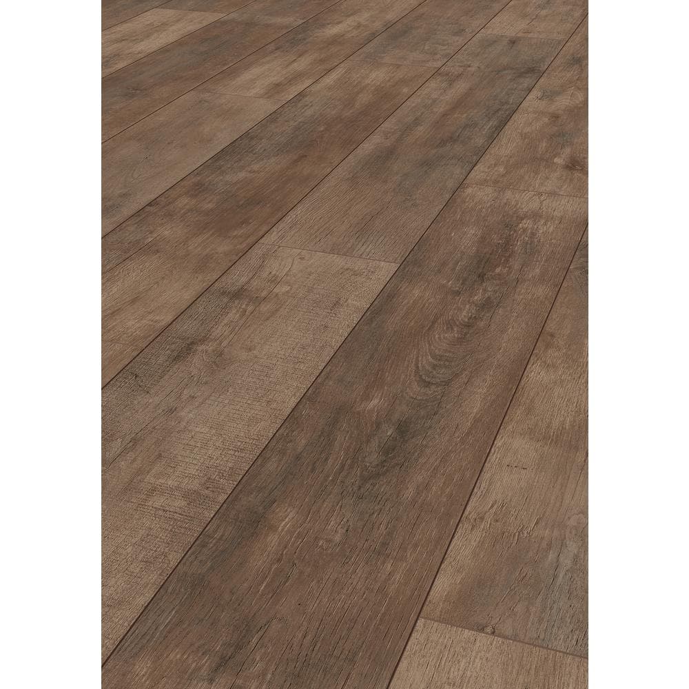 Krono Original Ancient Oak 12 mm T x 8 in. W Waterproof Laminate Wood Flooring (15.9 sqft/case)