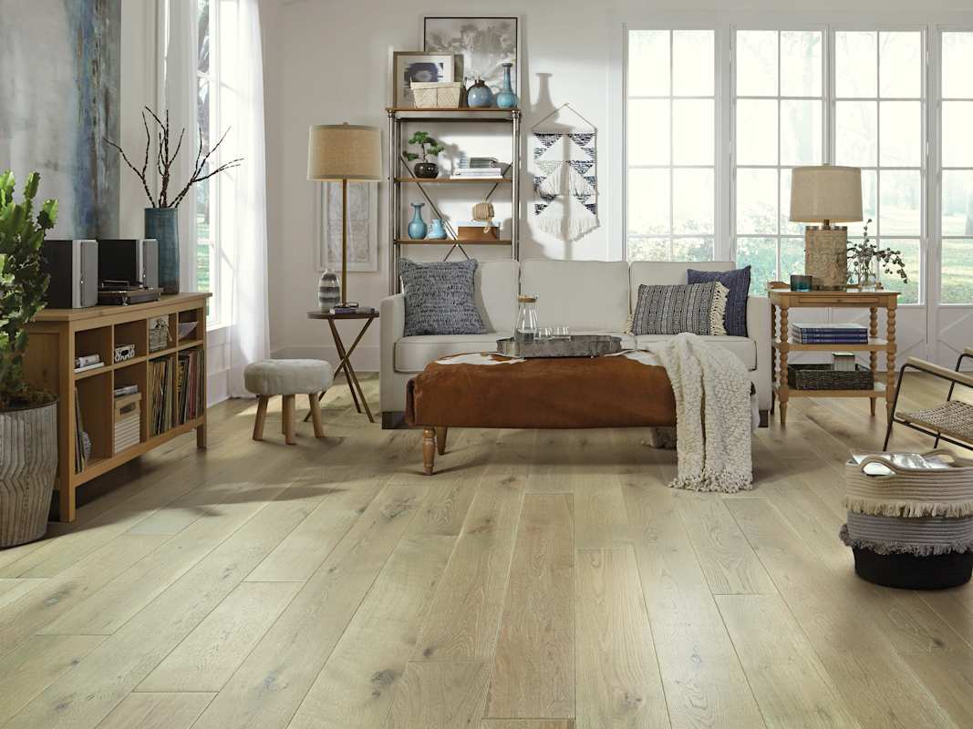 Anderson Tuftex Kensington 8" Wide Distressed & Wire Brushed Engineered Oak Hardwood Flooring, 5-Ply – 33.24 Sq. Ft. per Carton