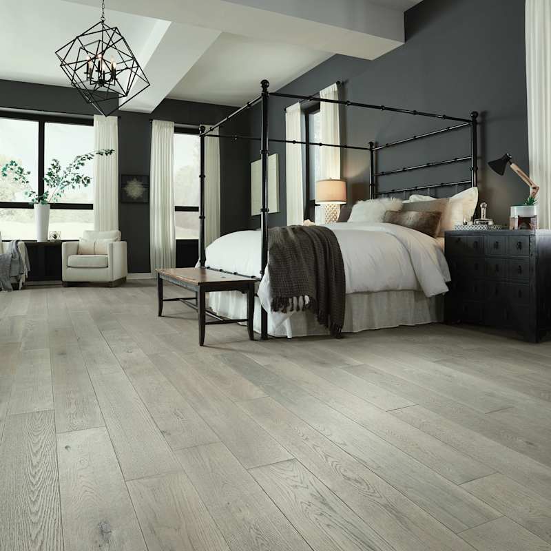Anderson Tuftex Kensington 8" Wide Distressed & Wire Brushed Engineered Oak Hardwood Flooring, 5-Ply – 33.24 Sq. Ft. per Carton