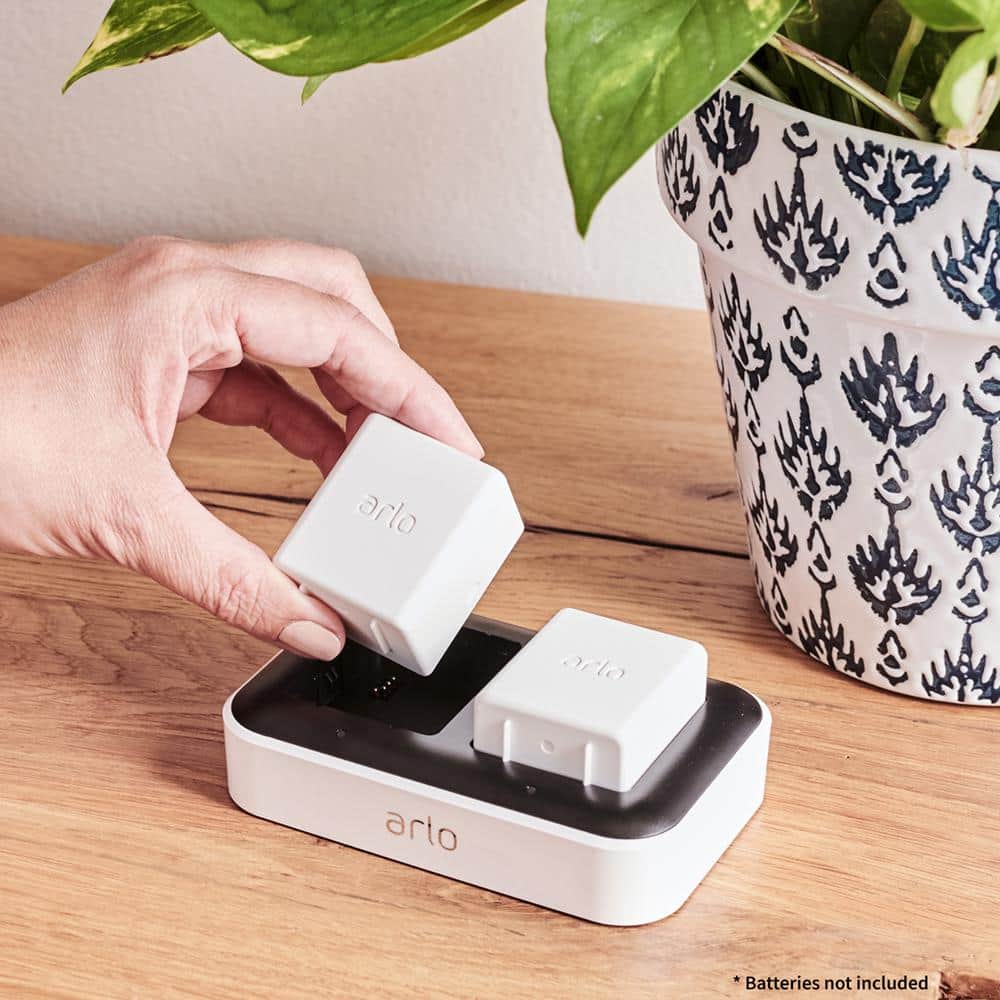 Arlo Dual Battery Charging Station - Works with Arlo Rechargeable Batteries and Arlo XL Rechargeable Batteries Only