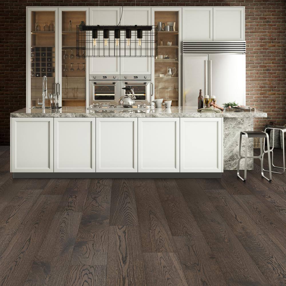 MSI Artesia Lane White Oak XXL 5/8 in. T x 9.45 in. W Tongue and Groove Engineered Hardwood Flooring(1363.92 sq. ft./pallet)