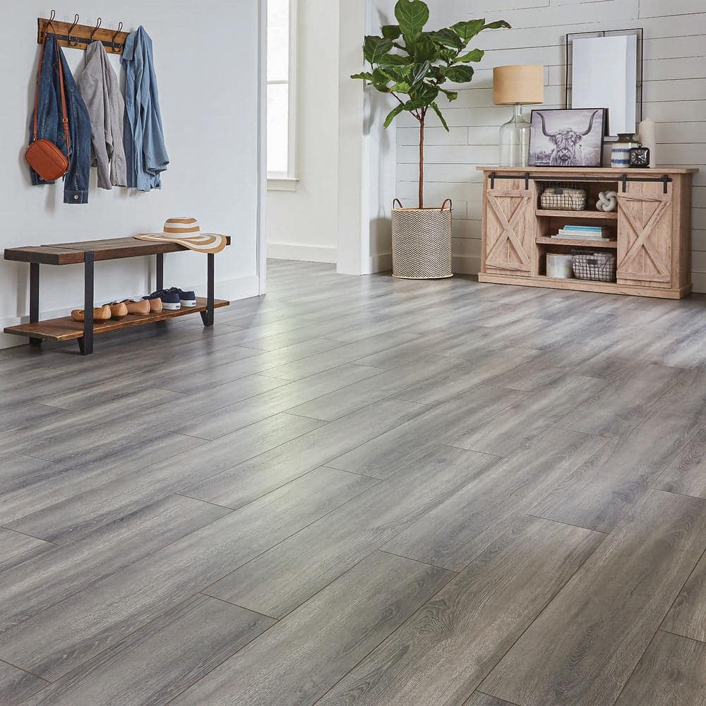 Krono Original Azalea Oak 10 mm T x 8 in. W Waterproof Laminate Wood Flooring (18.6 sqft/case)