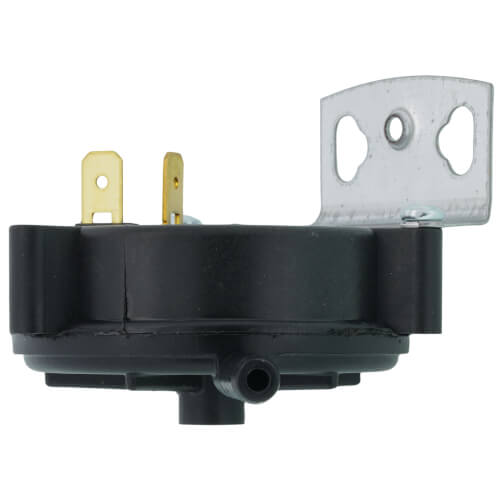 Goodman-Amana B1370126 pressure switch - side view (Product Type: Pressure Switch)