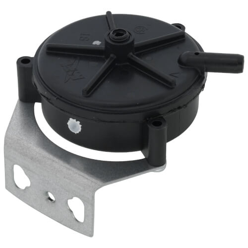 Goodman-Amana B1370176 pressure switch - detail view (Product Type: Pressure Switch)