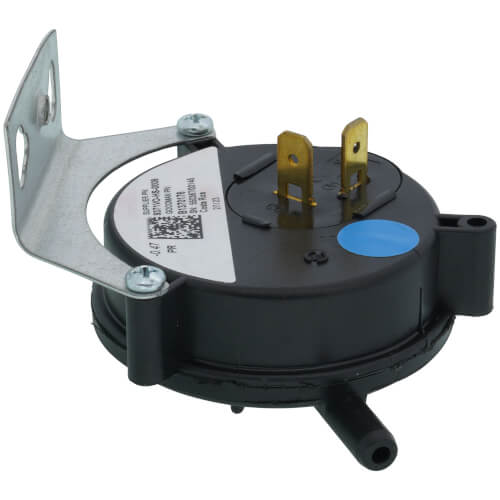 Goodman-Amana B1370176 pressure switch - front view (Product Type: Pressure Switch)