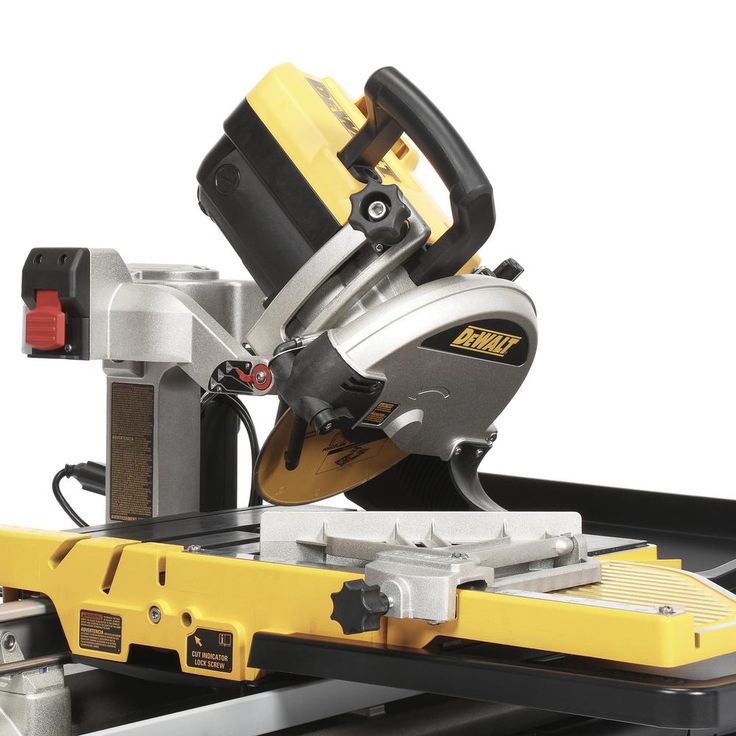 DEWALT 10 in. Wet Tile Saw