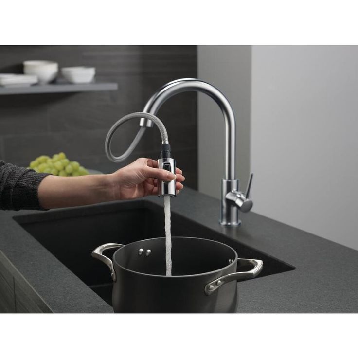 Delta Trinsic Arctic Stainless 1-Handle Deck-Mount Pull-Down Handle Kitchen Faucet