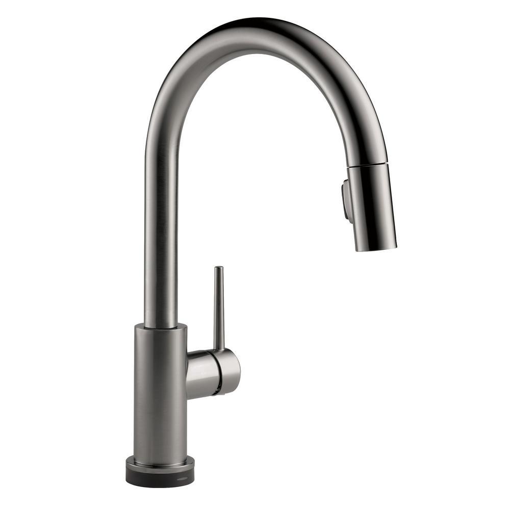 Trinsic Single-Handle Pull-Down Sprayer Kitchen Faucet with Touch2O Technology in Matte Black - Super Arbor