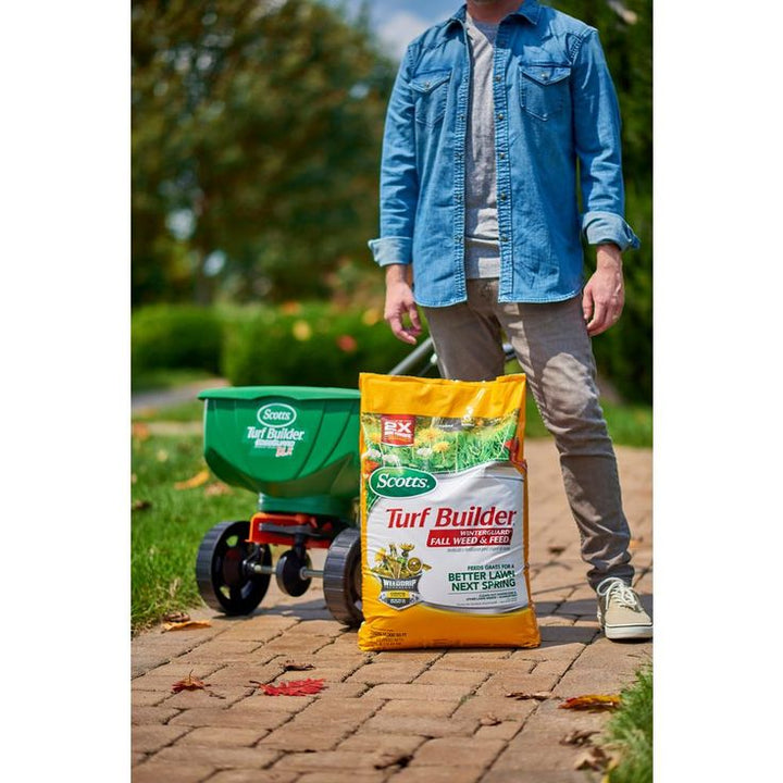 Scotts Turf Builder Winterguard 43 lbs. 15,000 sq. ft. Fall Lawn Fertilizer Plus Weed Control