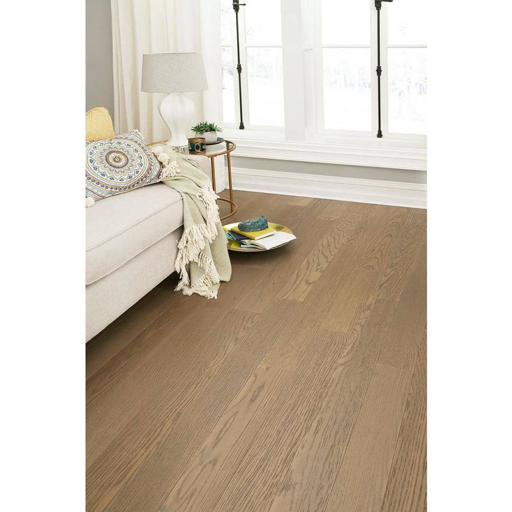 OptiWood Banff White Oak 2/7 in. T x 5 in. W Click Lock Wire Brushed Engineered Hardwood Flooring (16.7 sq.ft./case)