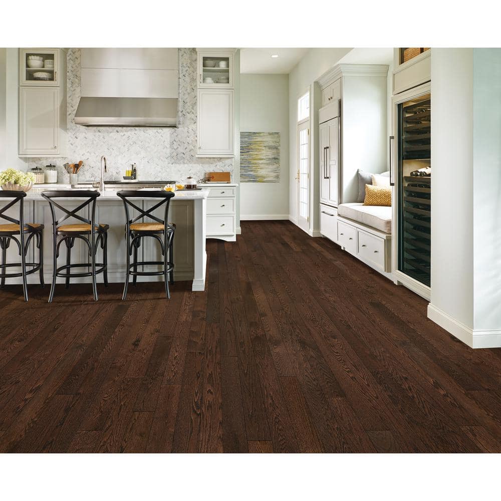 Bruce American Originals Barista Brown Red Oak 3/4 in. T x 3-1/4 in. W Smooth Solid Hardwood Flooring (22 sq.ft./ctn)