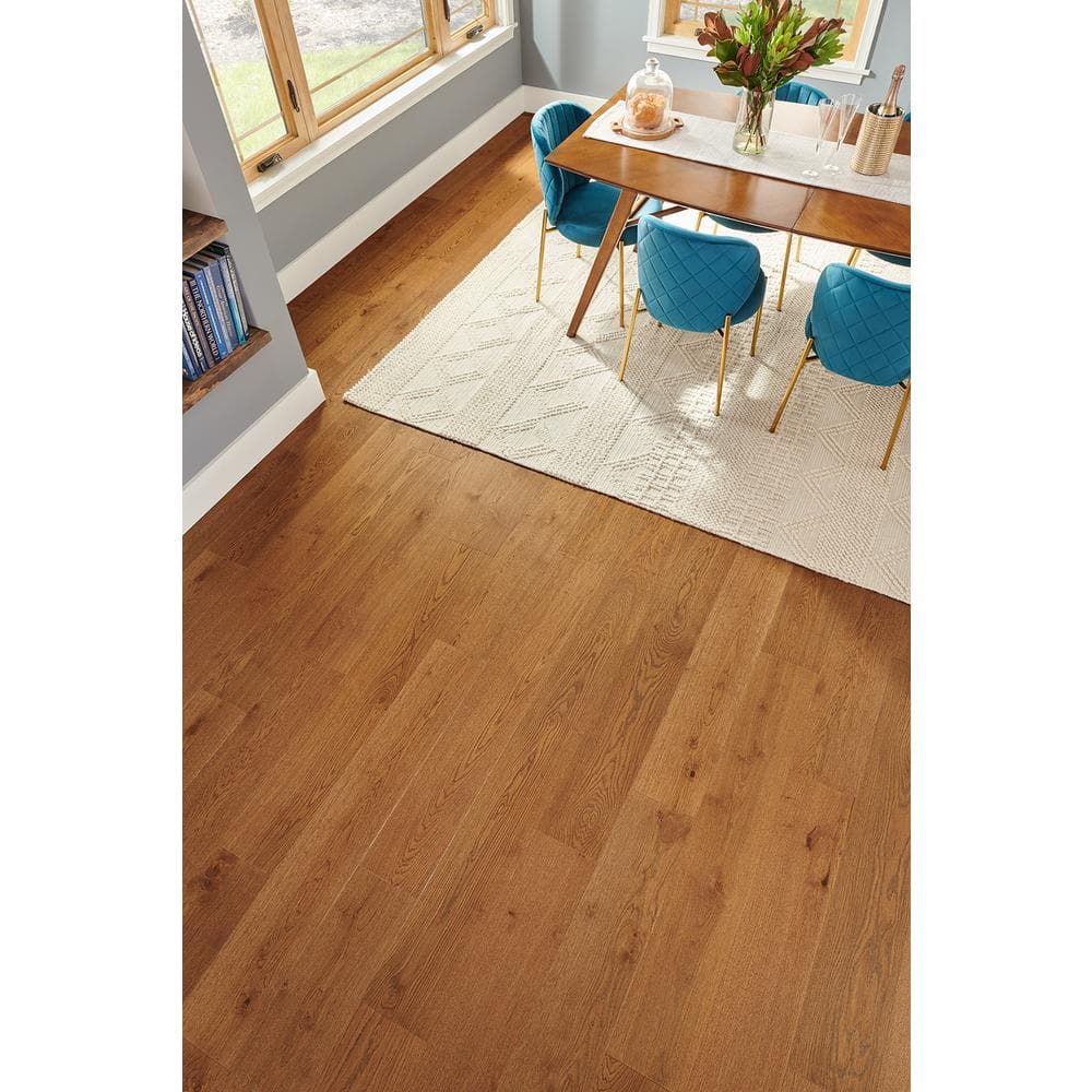 Pergo Defense+ Barnes Oak 3/8 in. T x 7.5 in. W Click Lock Distressed Engineered Hardwood Flooring (1104.3 sq.ft./pallet)