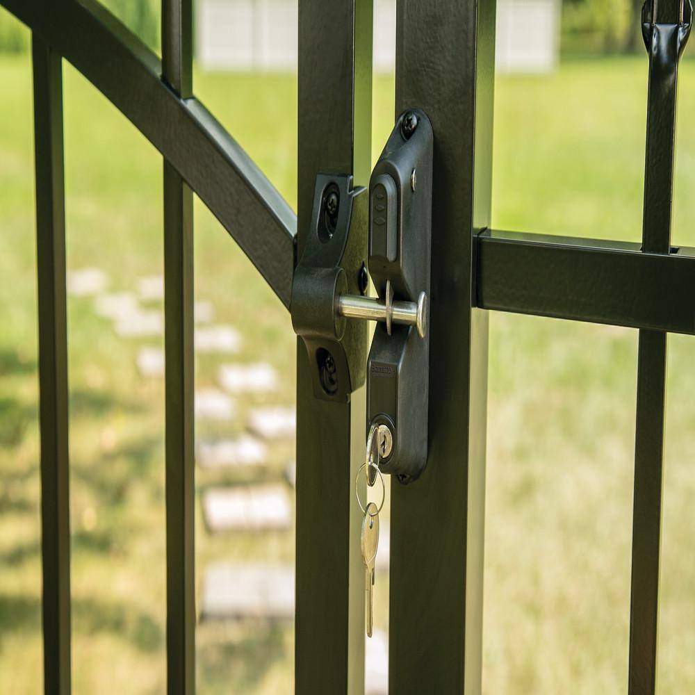 Barrette Outdoor Living 3.312 in. x 5.187 in. Black Nylon with Stainless Steel 1-Sided Key Locking Gravity Latch