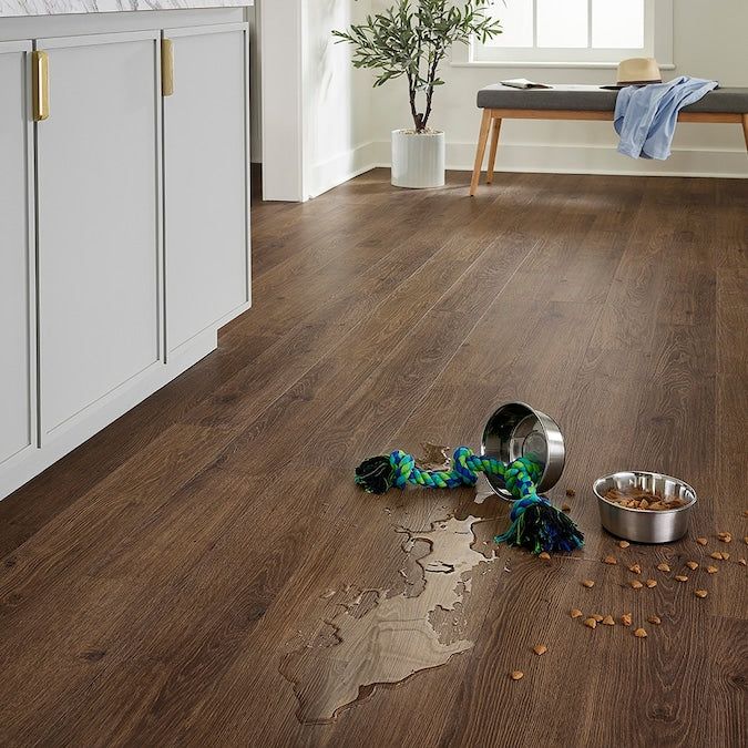 Pergo Pro +WetProtect Aventcross Oak Waterproof Laminate Flooring - 22.17 sq ft