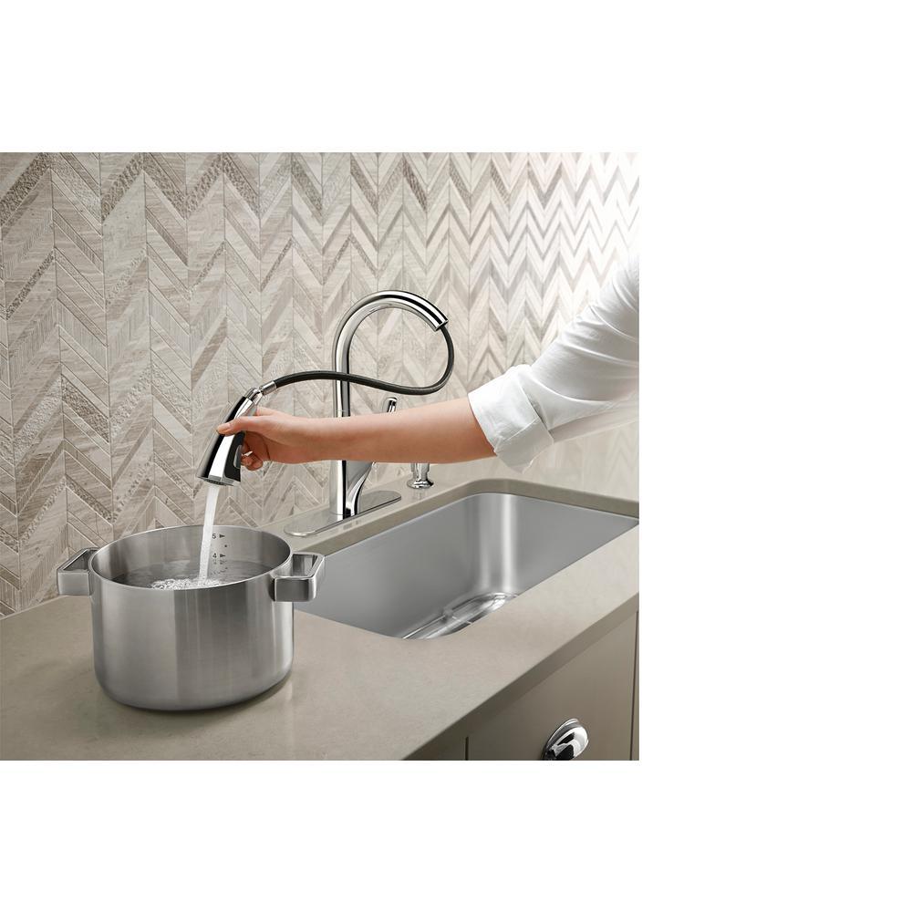 Trielle Single-Handle Pull-Down Sprayer Kitchen Faucet in Chrome - Super Arbor