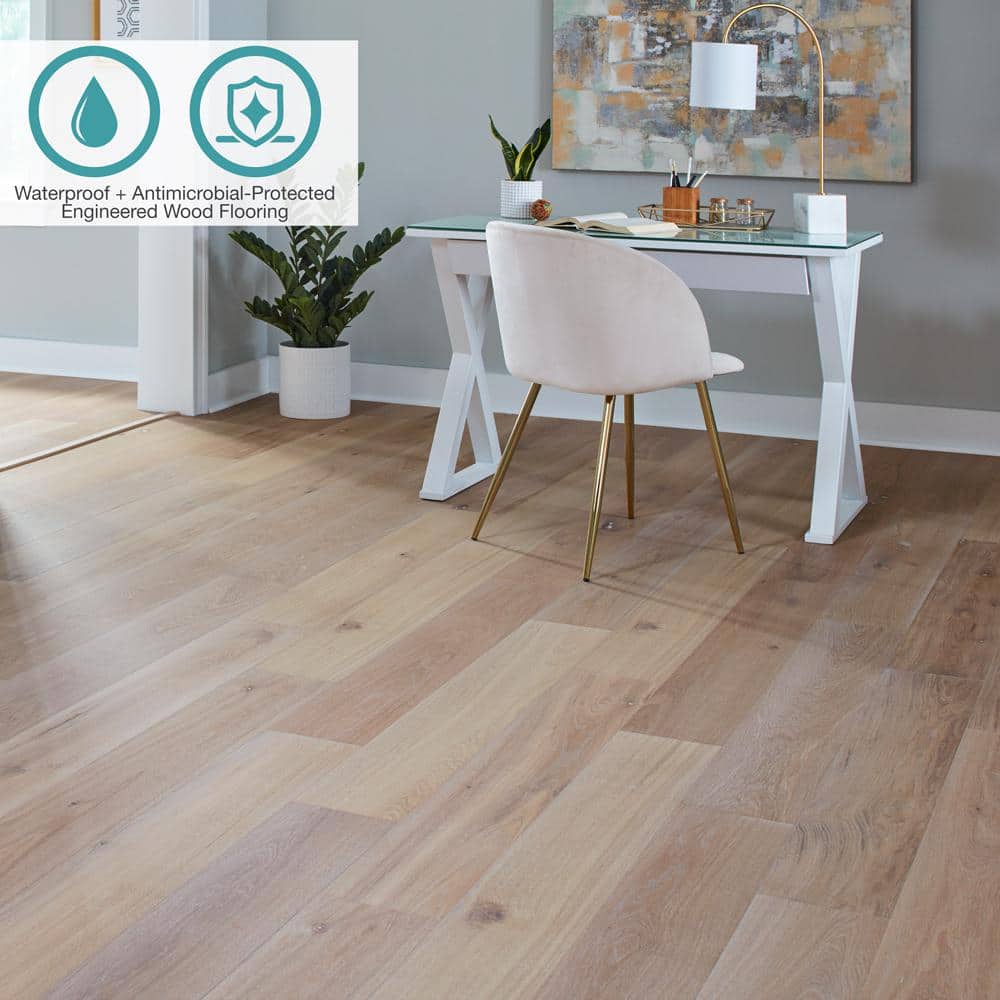 Pergo Defense+ Beachwood Park Oak 3/8 in. T x 7.5 in. W Click Lock W Brushed Engineered Hardwood Flooring (24.5 sq.ft./case)