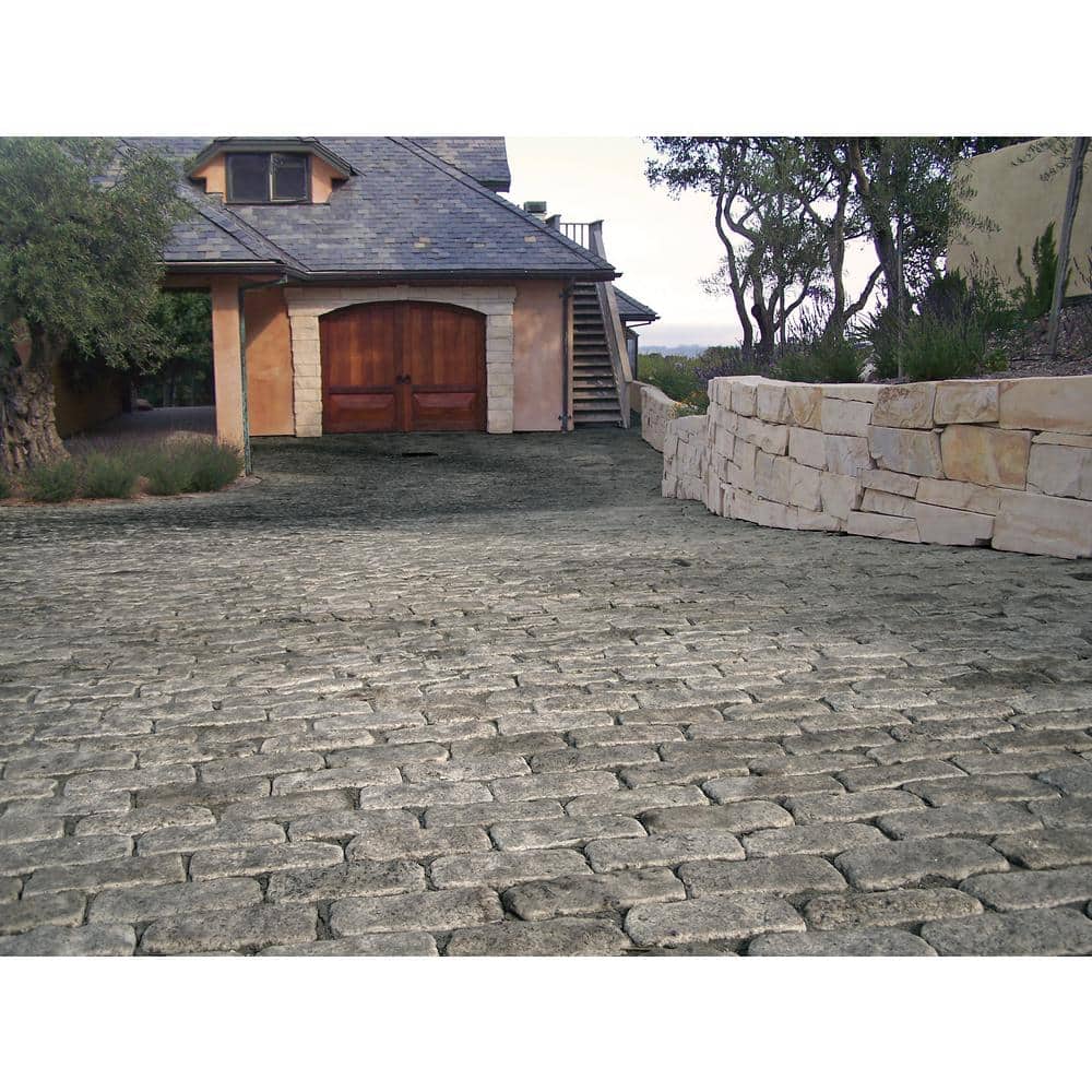 MSI Belgium Block 4 in. x 8 in. Granite Cobble Stone (216 Pieces/47.52 sq. ft./Pallet)