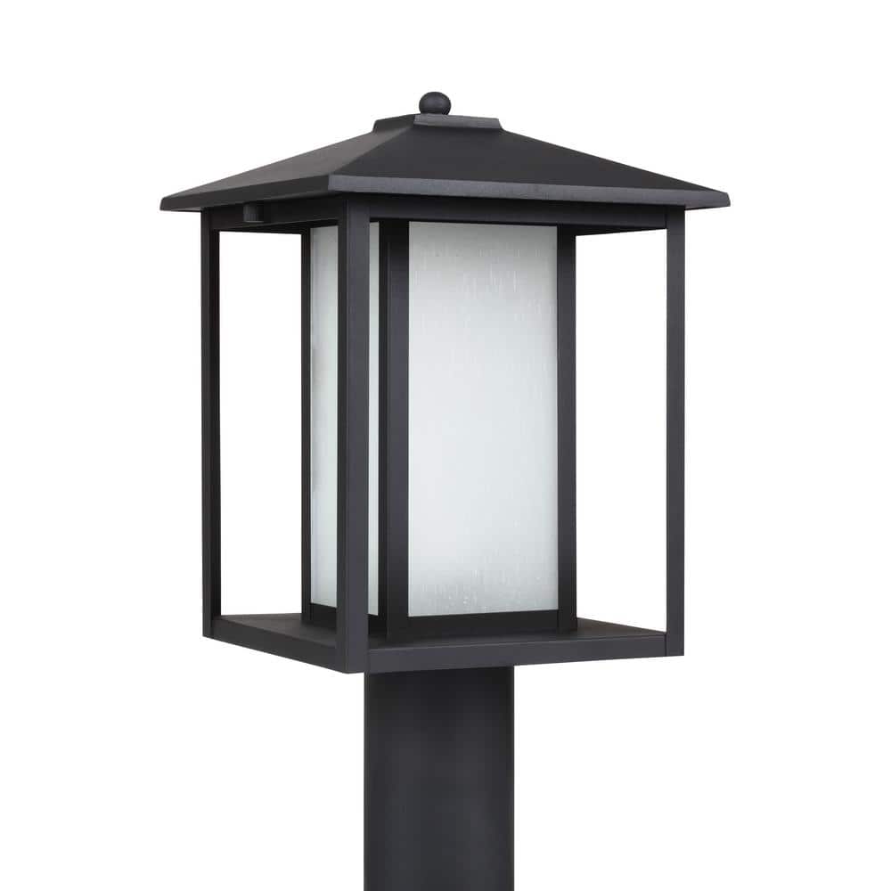 Hunnington 1-Light Outdoor Black Post Light