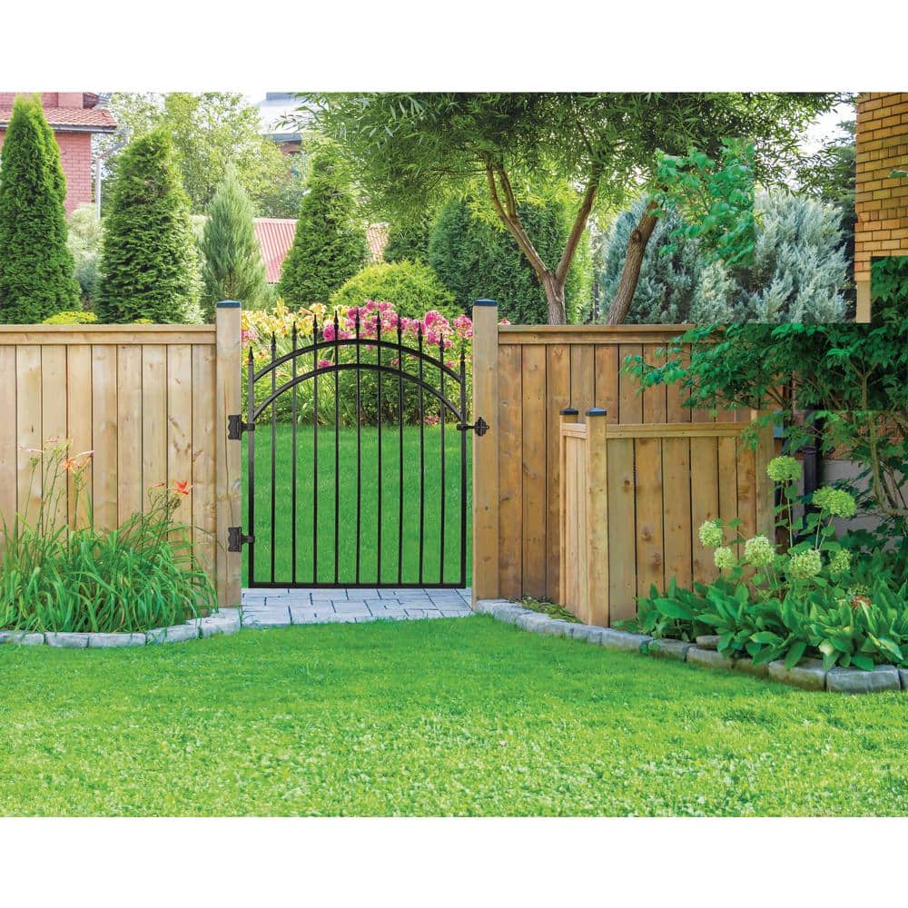 NUVO IRON 3.75 ft. x 4.67 ft. Tiger Eye Profile Black Metal Center Point Arched Top Fence Gate