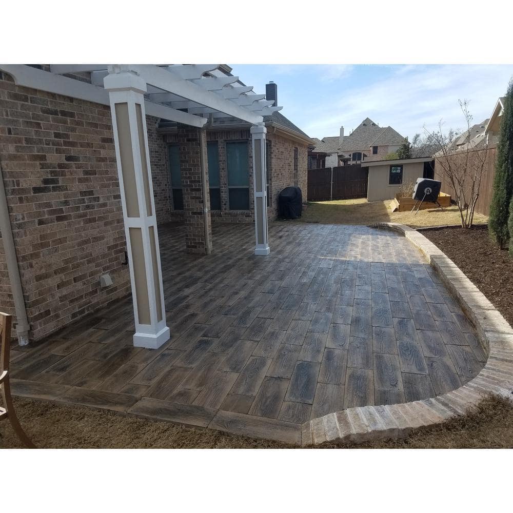 Natural Concrete Products Co 75 sq. ft. Barnwood Plank Patio-On-A-Pallet Paver Set in Brown