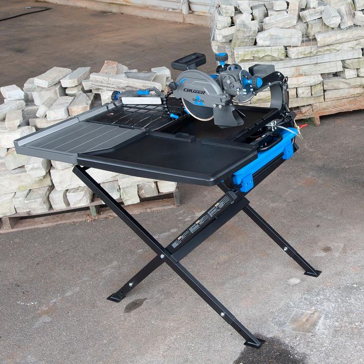 Delta Cruzer 10 in. Wet Tile Saw with Folding Portable Stand