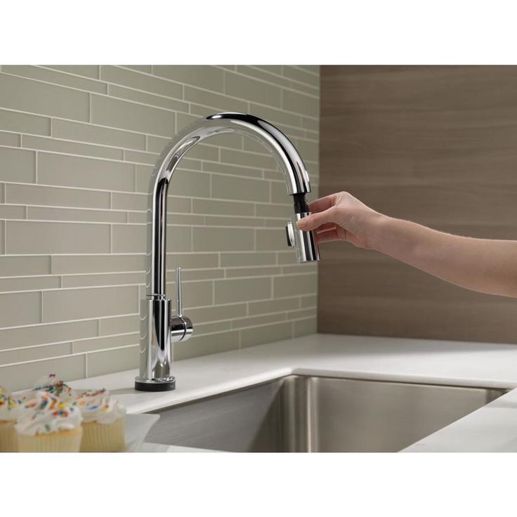 Delta Trinsic Touch2O Chrome 1-Handle Deck-Mount Pull-Down Touch Kitchen Faucet