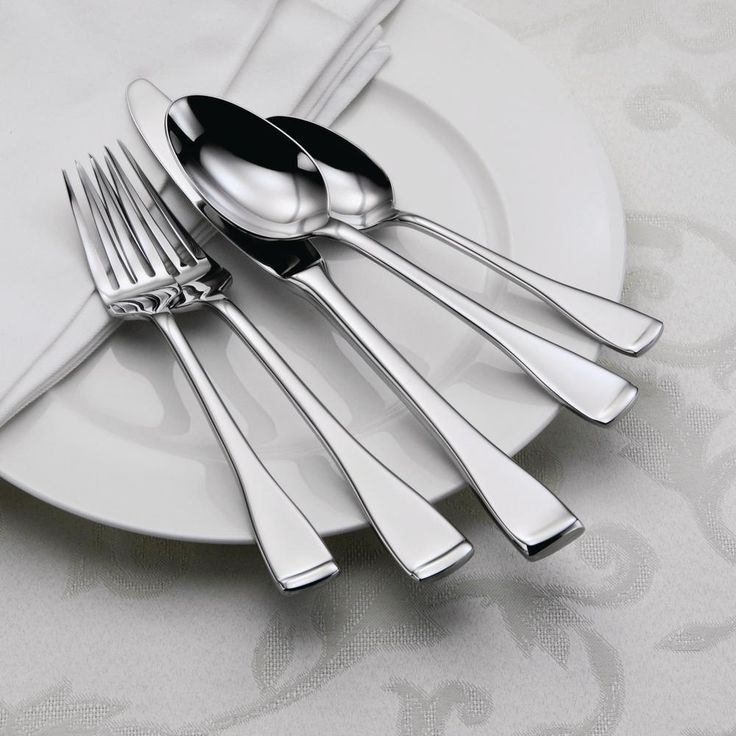 Voss II 18/0 Stainless Steel Teaspoons (Set of 12)