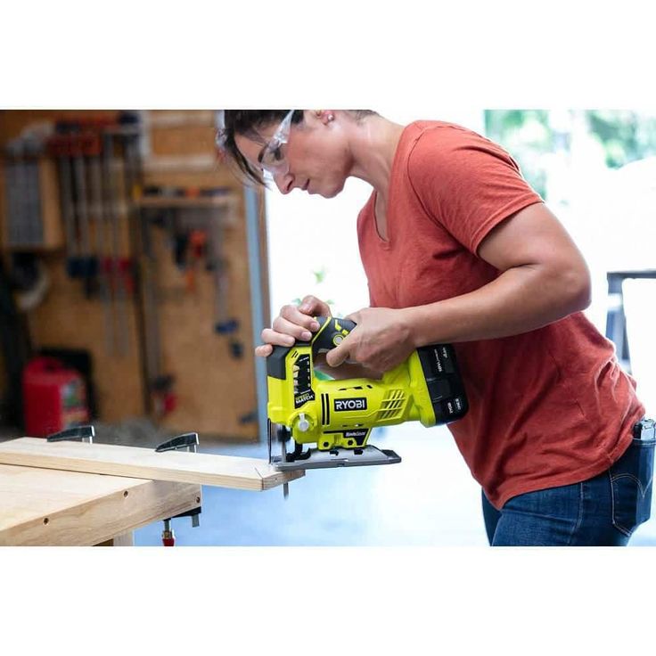 18-Volt ONE+ Cordless Orbital Jig Saw with 1.5 Ah Compact Lithium-Ion Battery