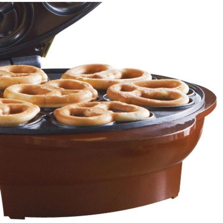 Green Mini Electric Pretzel Maker