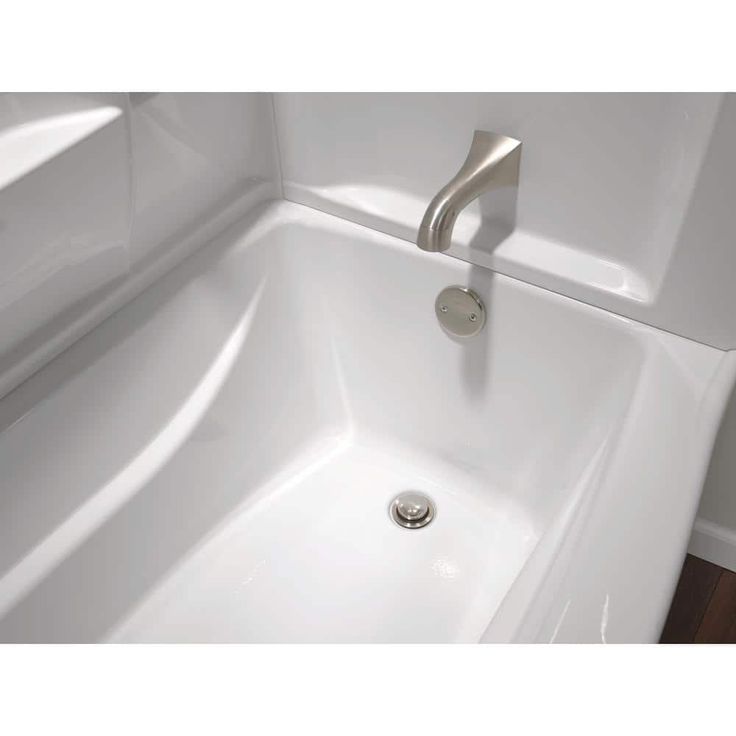 Classic 500 Curve 60 in. x 32 in. Soaking Bathtub with Right Drain in High Gloss White