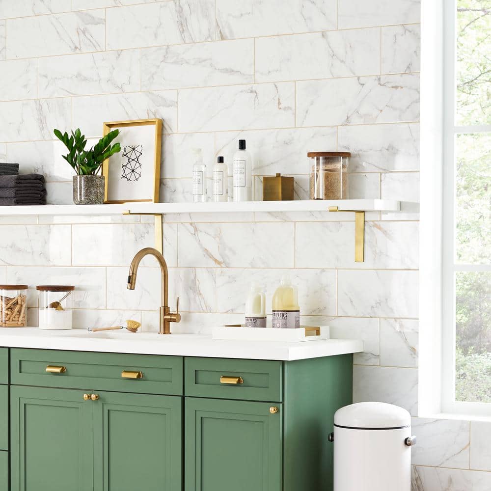 Daltile LuxeCraft Calacatta Gold Marble 8 in. x 24 in. Glazed Ceramic Wall Tile (13.3 sq. ft./Case)