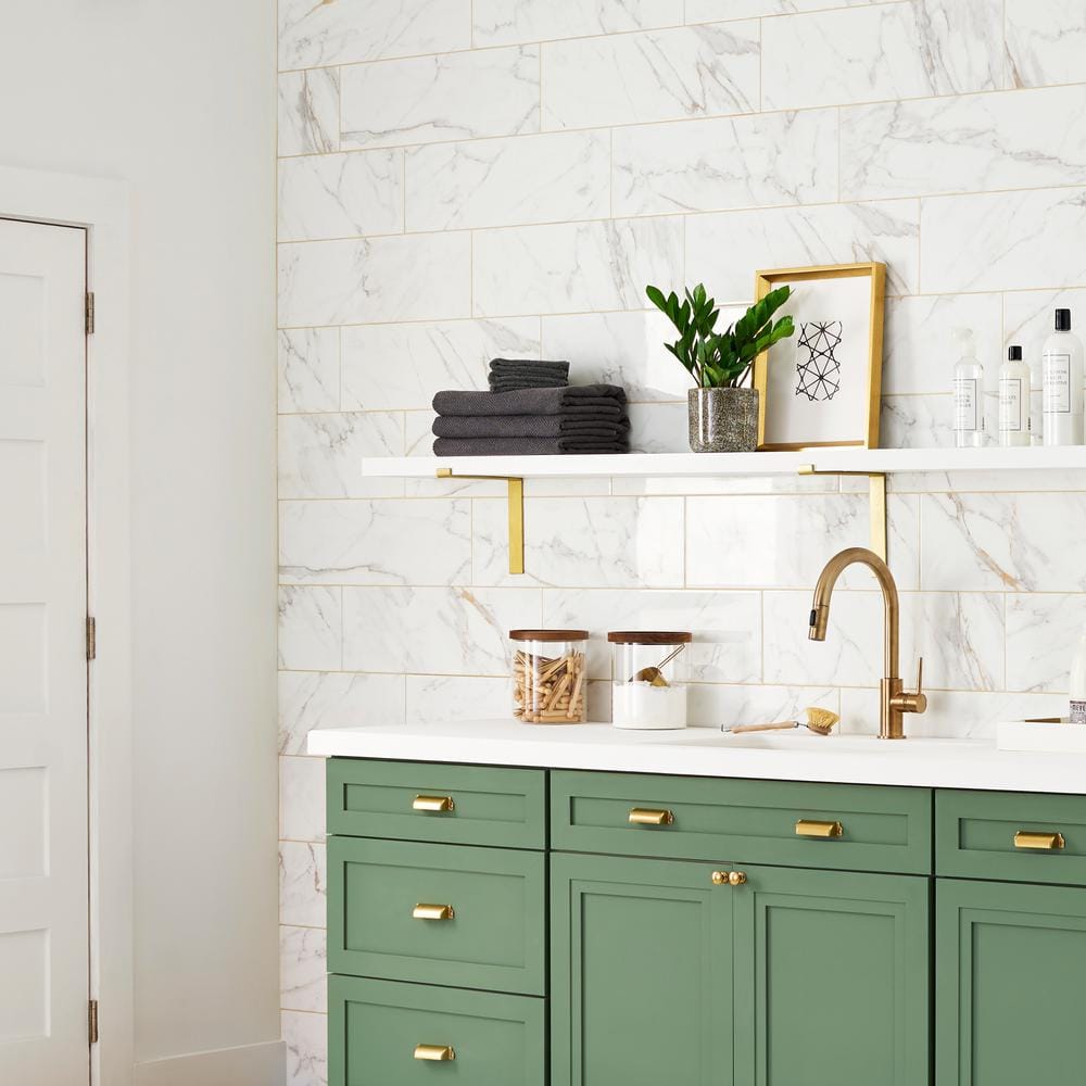 Daltile LuxeCraft Calacatta Gold Marble 8 in. x 24 in. Glazed Ceramic Wall Tile (13.3 sq. ft./Case)