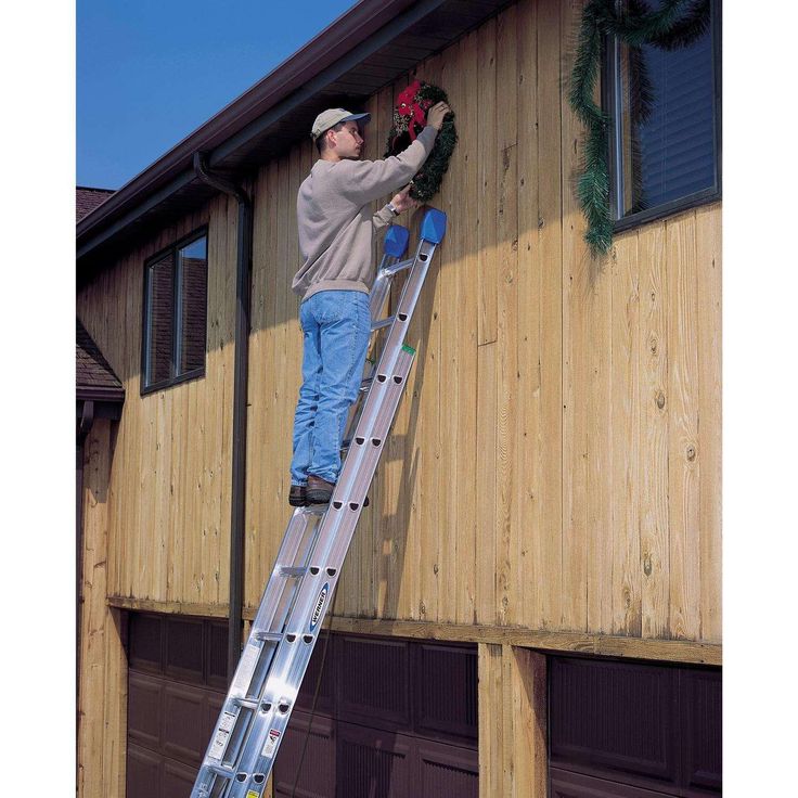 Werner 20 ft. H Aluminum Telescoping Extension Ladder Type II 225 lb. capacity