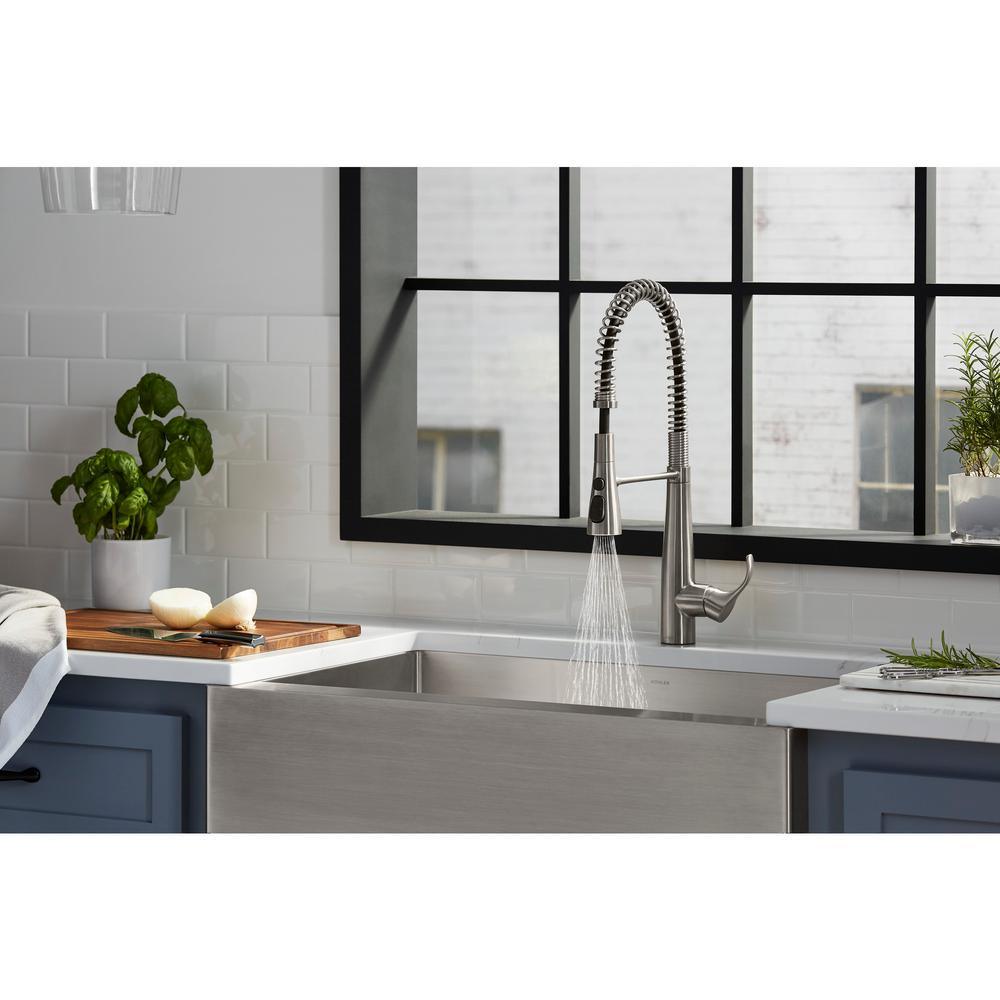 Simplice Single-Handle Pull-Down Sprayer Kitchen Faucet in Vibrant Stainless - Super Arbor