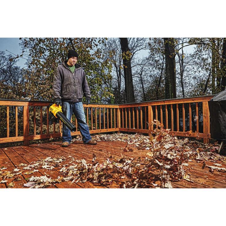 DEWALT 90 MPH 400 CFM 20V MAX Lithium Ion Cordless Handheld Leaf Blower (Tool Only) with Bonus 20V MAX Starter Kit Included