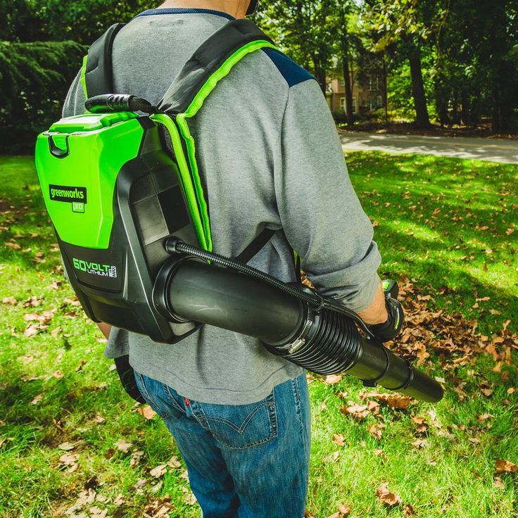 Greenworks PRO 140 MPH 540 CFM 60-Volt Lithium-Ion Cordless Backpack Leaf Blower (Tool-Only)