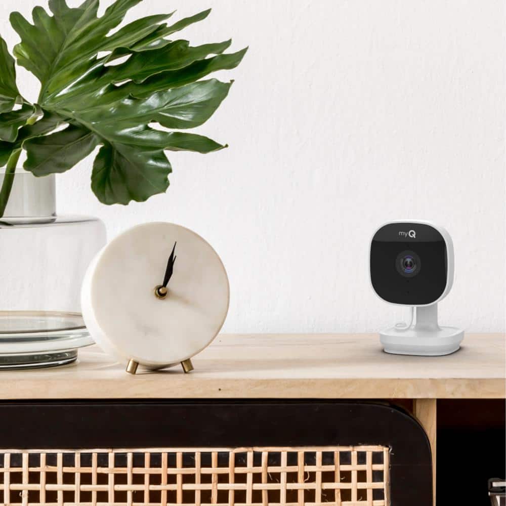 Chamberlain myQ Smart Indoor Home Security Camera