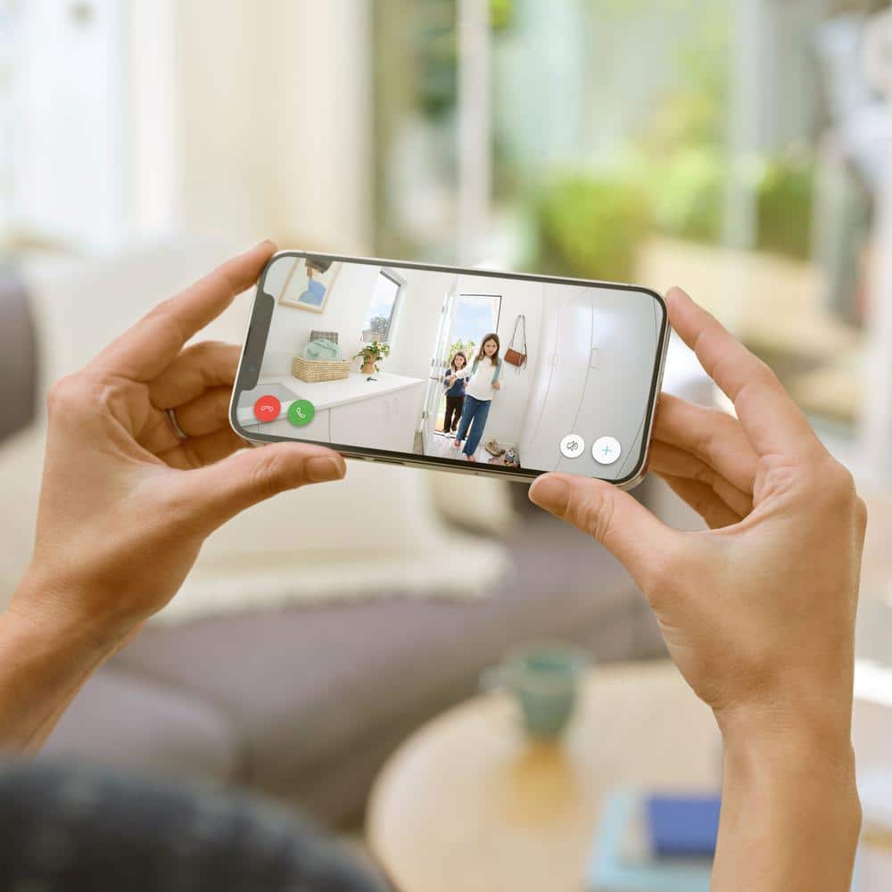Ring Indoor Cam (2nd Gen) - Plug-In Smart Security Wifi Video Camera, with Included Privacy Cover, Night Vision, Charcoal